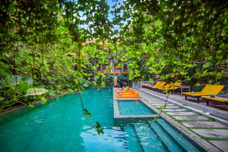 Hotel Eocambo Village