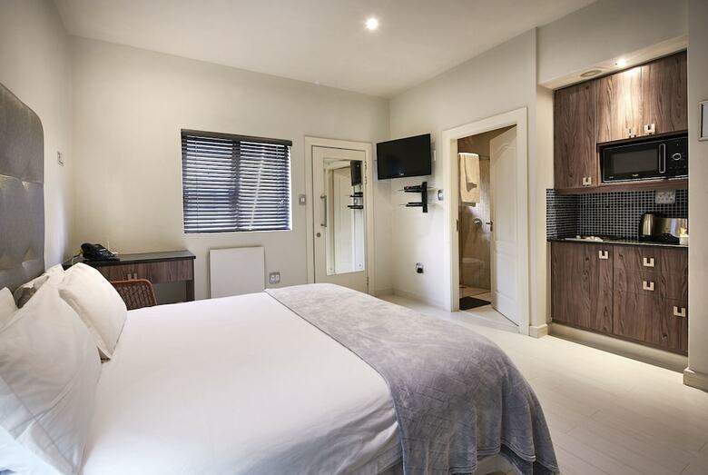 Dynasty Forest Sandown Hotel & Conference Centre