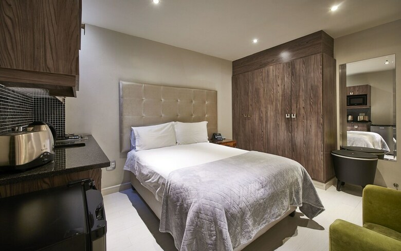 Dynasty Forest Sandown Hotel & Conference Centre