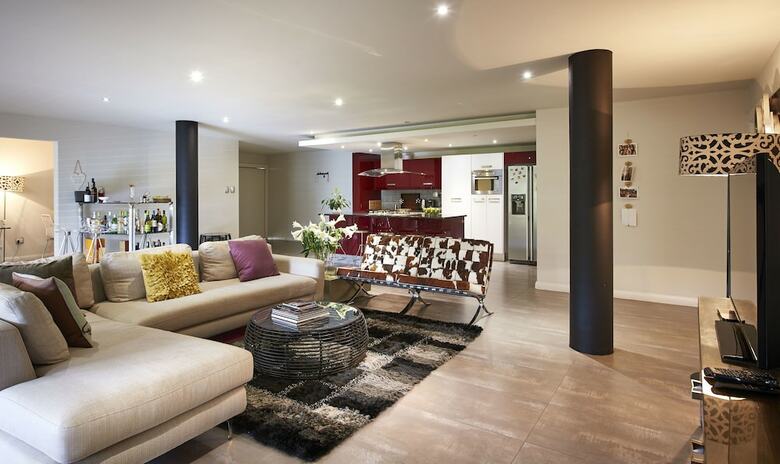 Dynasty Forest Sandown Hotel & Conference Centre