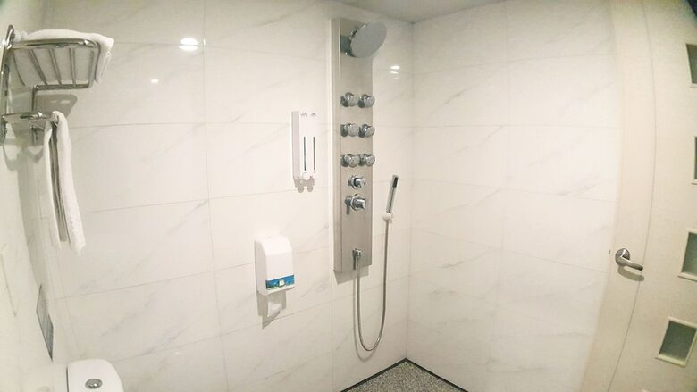 Walker Hotel Sanchong Zhengyi Branch