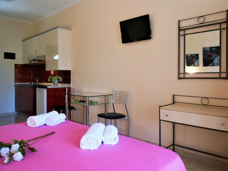 Ziogas Apartments