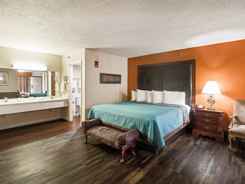 Hotel Mountain Vista Inn & Suites