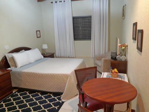 Hostal Hotel Pousada Oasis Park