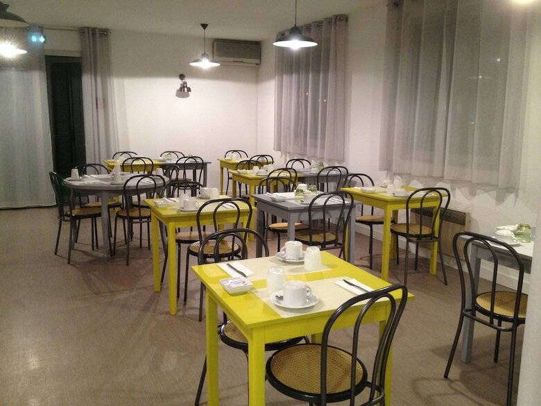 Hotel H�tel Des Fr�nes