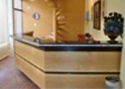 Crystal Apart Hotel