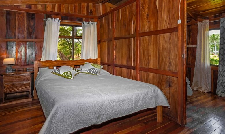 Hostal Hotel Roca Verde