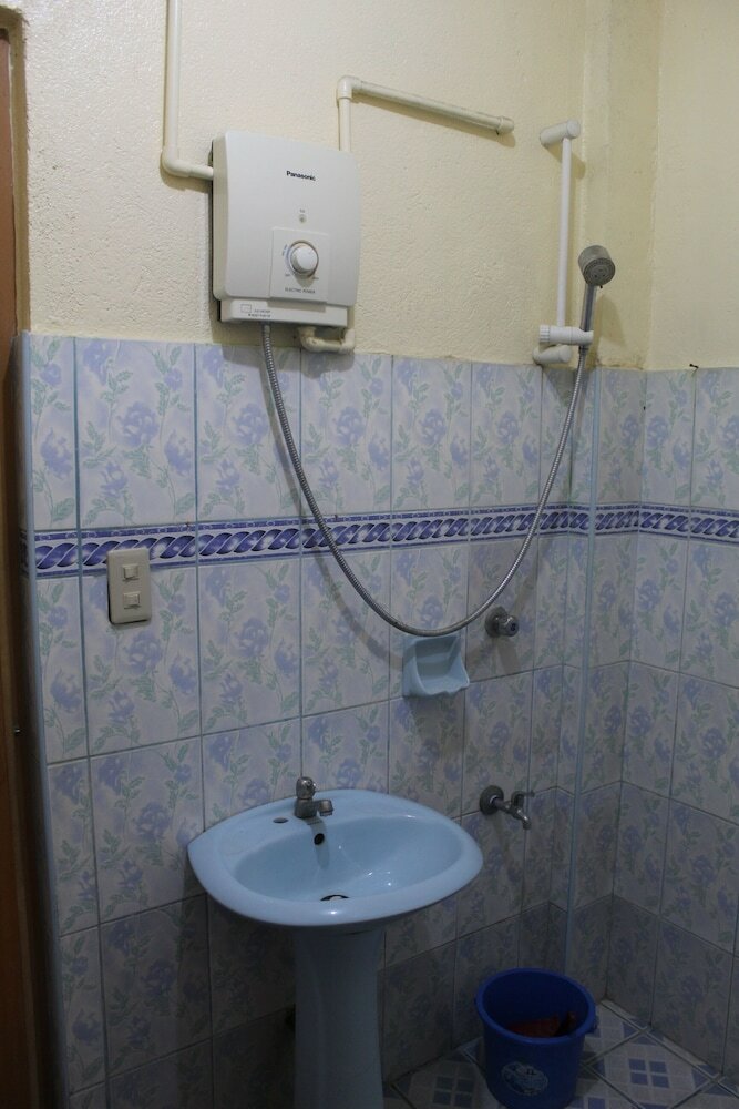Hotel Escurel Inn