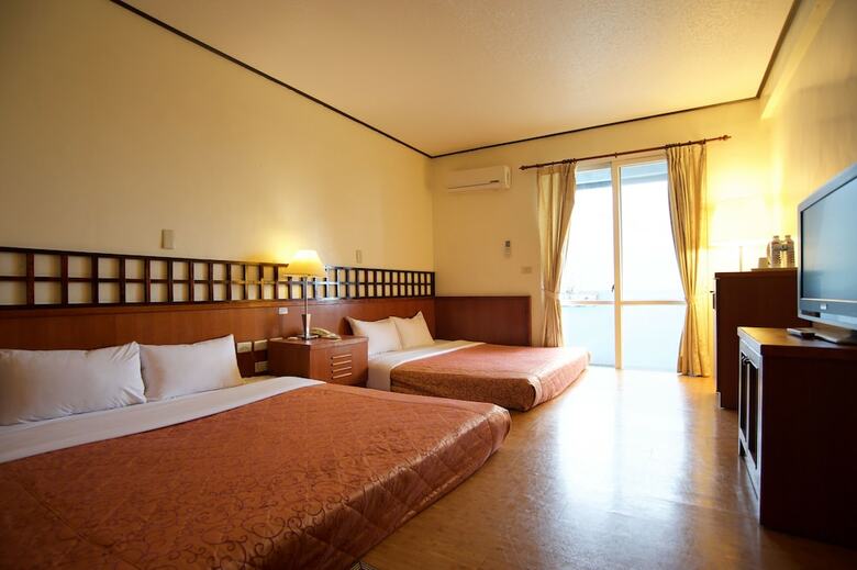 Newjhihben Hotel