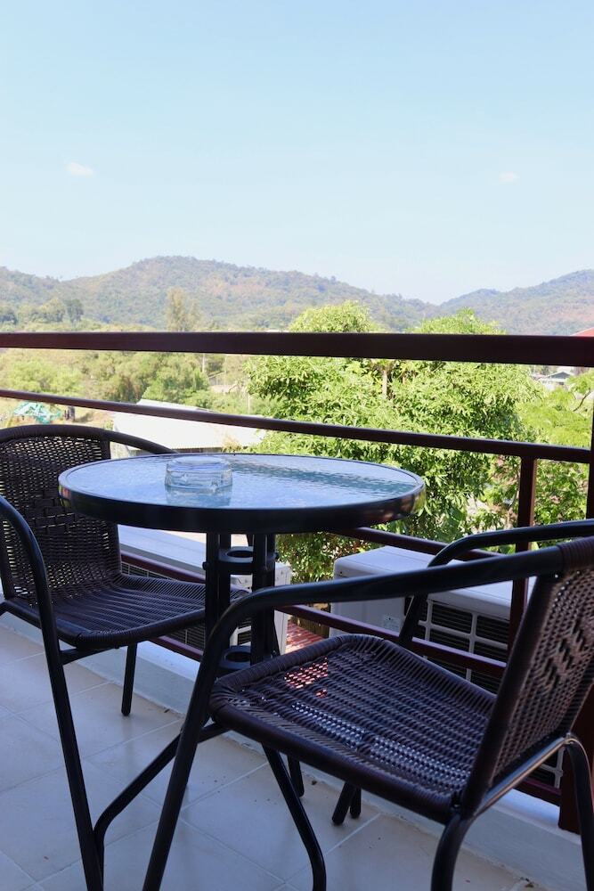 Hotel Baan Oui Phuket Guest House