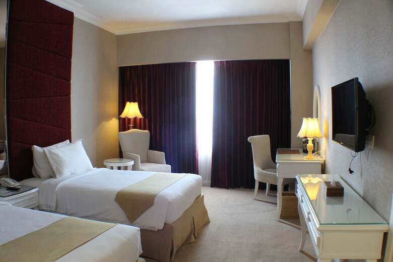 Hotel Golden Tulip Legacy Surabaya