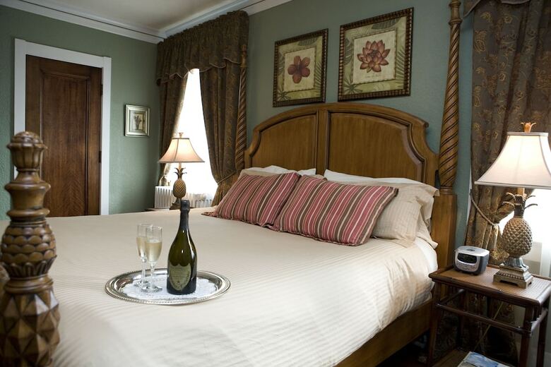 Hotel The Belvedere Inn & Restaurant
