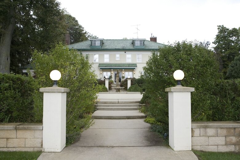 Hotel The Belvedere Inn & Restaurant