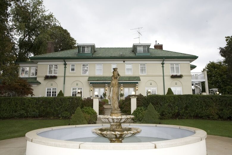 Hotel The Belvedere Inn & Restaurant