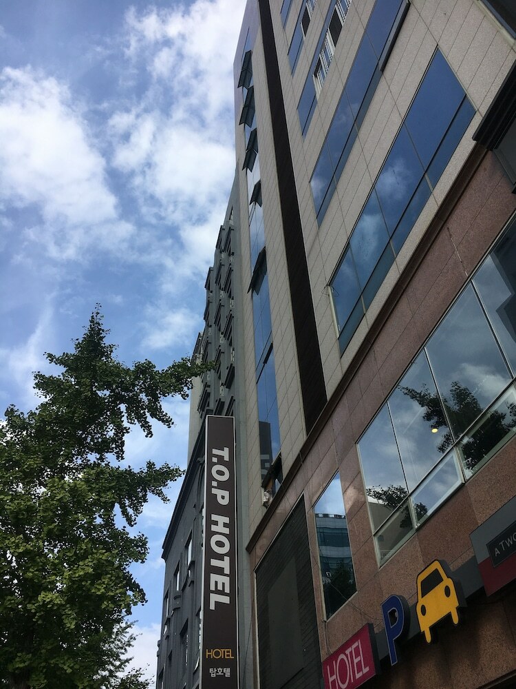 Top Hotel