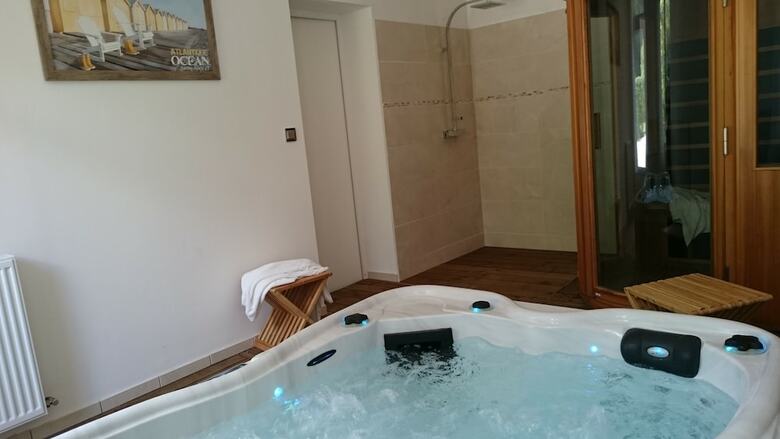 Hotel Le Ch�teau D'omi�court