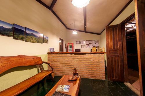 Hostal Pousada Monte Azul