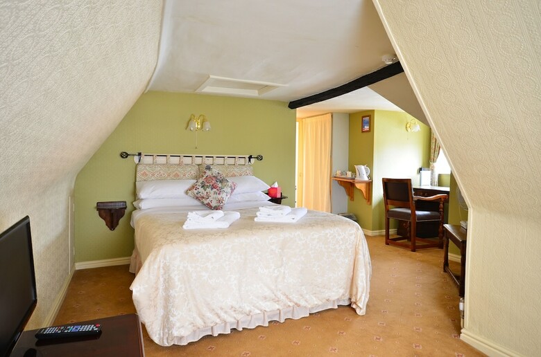 Bed & Breakfast The Abbey Hotel And Apartments