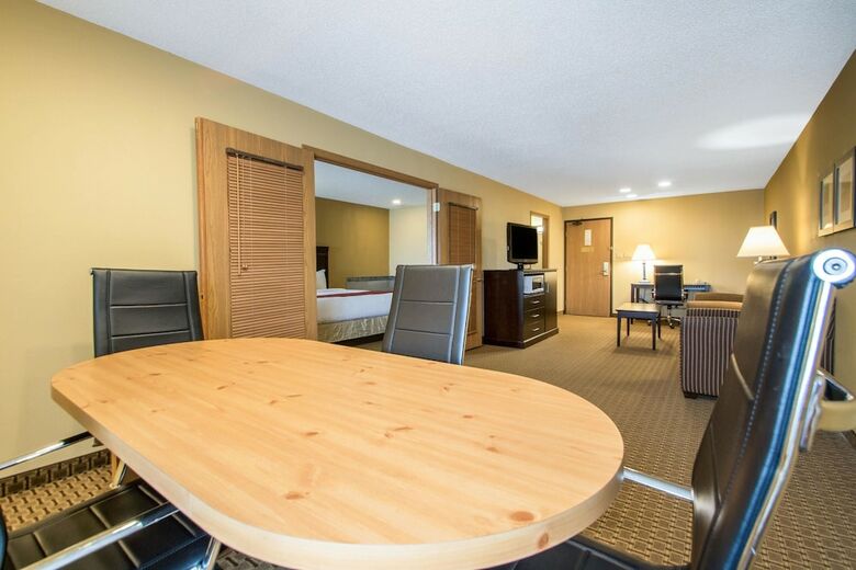 Hotel Comfort Suites Wisconsin Dells Area