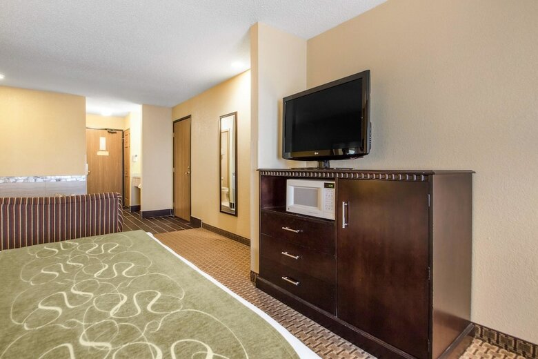 Hotel Comfort Suites Wisconsin Dells Area