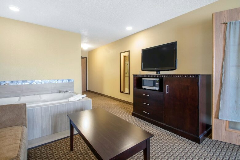 Hotel Comfort Suites Wisconsin Dells Area