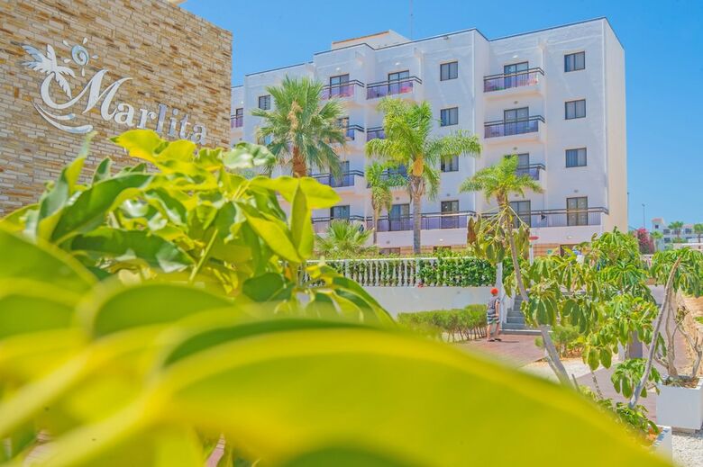 Aparthotel Marlita Beach Hotel Apartments