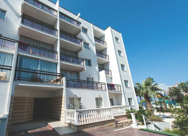 Aparthotel Marlita Beach Hotel Apartments