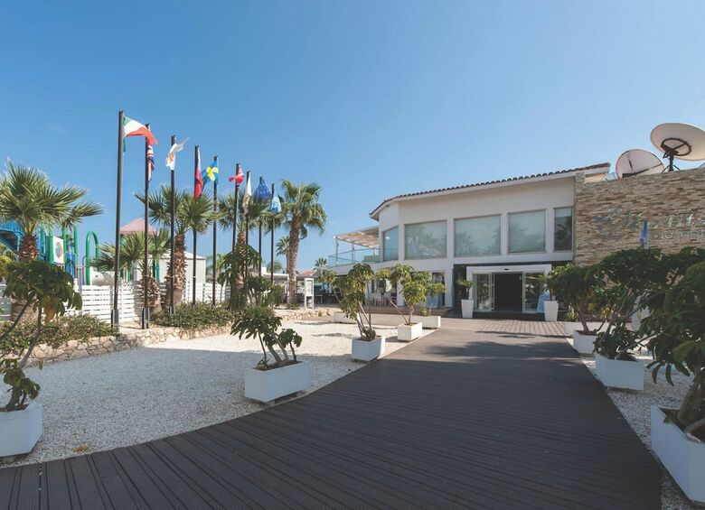 Aparthotel Marlita Beach Hotel Apartments