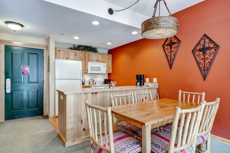 Tucker Mountain At Center Village By Copper Mountain Lodging