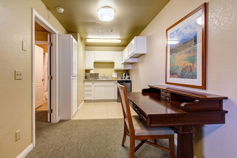 Hotel The Rita Suites
