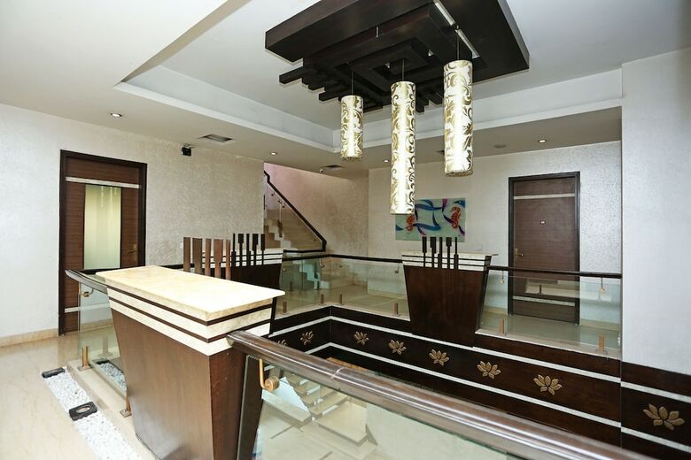 Oyo 386 Hotel Lotus Panache