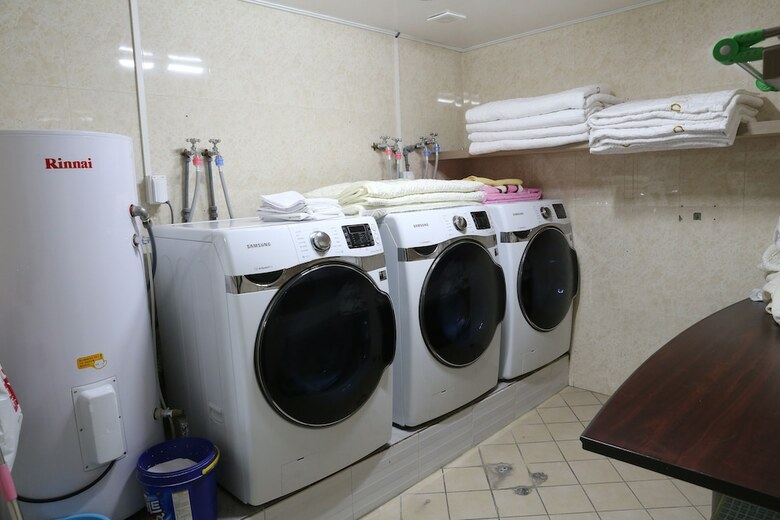 Hostal Grand Field Residence Hostel