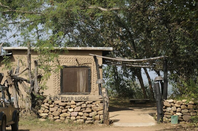 Hotel Pugdundee Safaris - Ken River Lodge