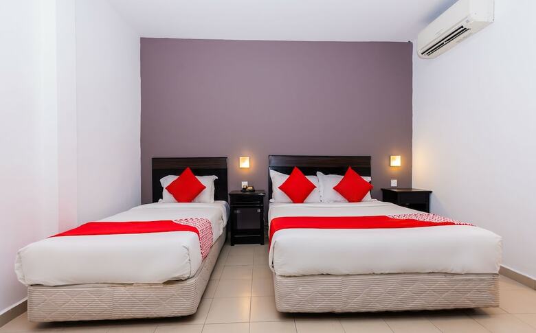Hotel Oyo 667 Semabok Inn
