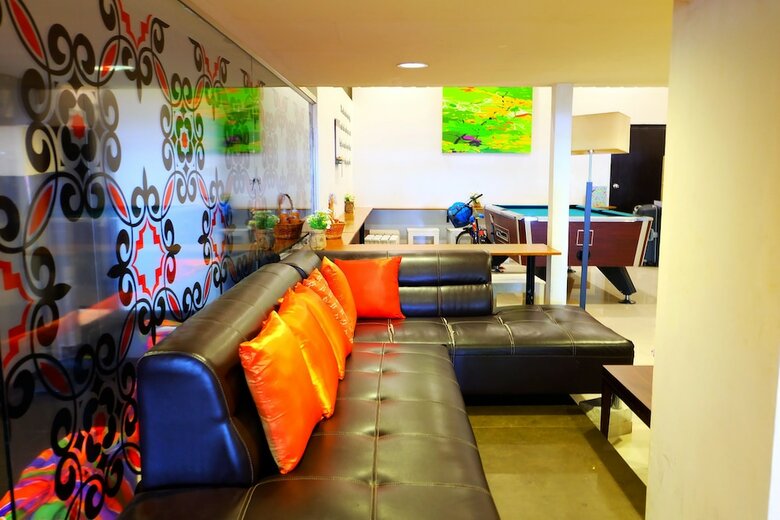 Hostal Take A Nap Hotel