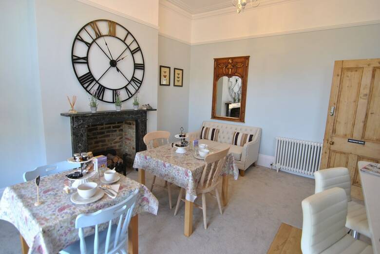 Bed & Breakfast Alma House