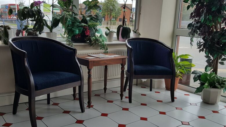 Bed & Breakfast Airport Guest House
