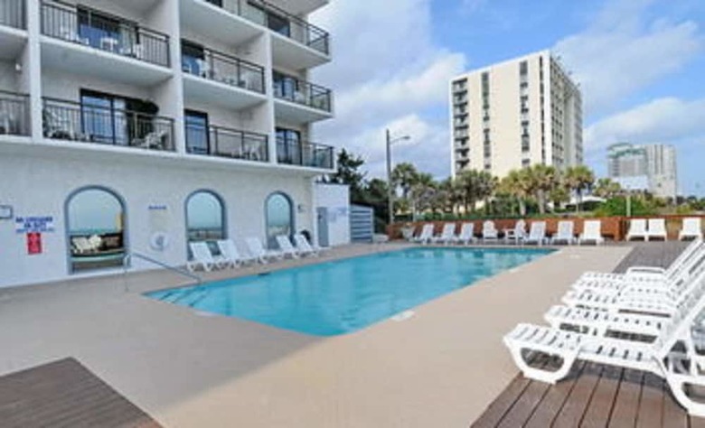 Bluewater Resort By Elliott Beach Rentals