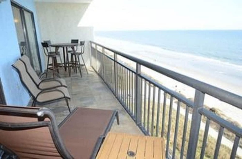 Bluewater Resort By Elliott Beach Rentals