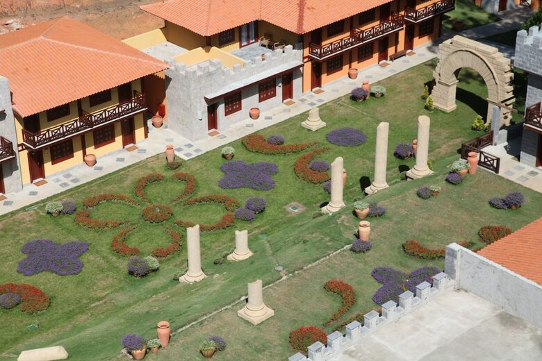 Hotel Village Le Canton