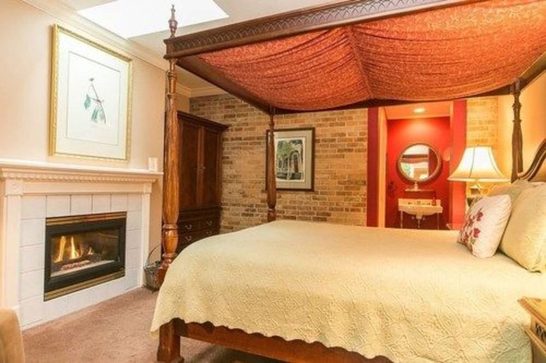 Bed & Breakfast Hidden Garden Cottages & Suites
