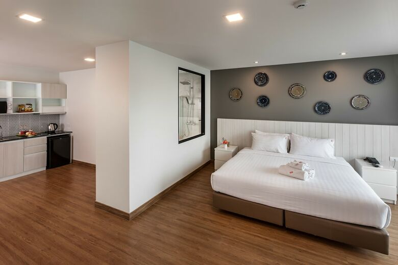 Cmor Hotel Chiang Mai By Andacura