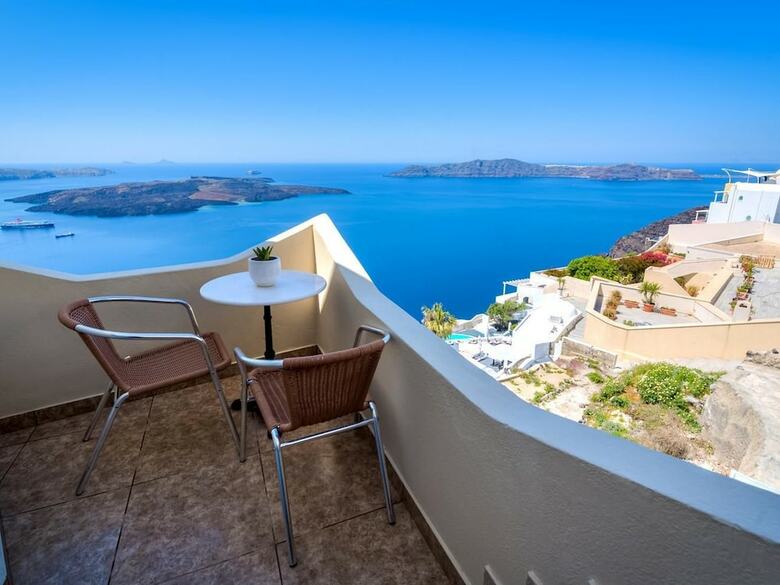 Hotel Damigos Caldera World
