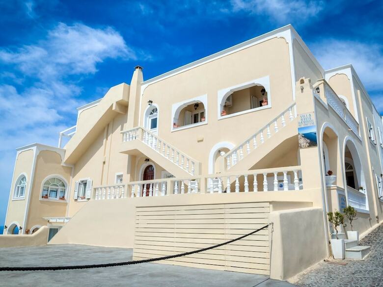 Hotel Damigos Caldera World