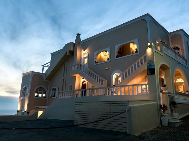 Hotel Damigos Caldera World