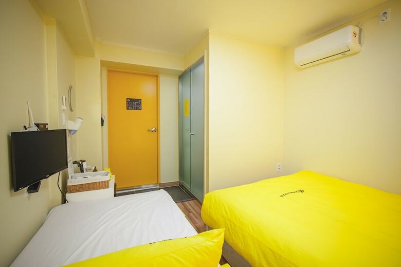 Hotel 24 Guesthouse Haeundae Premier