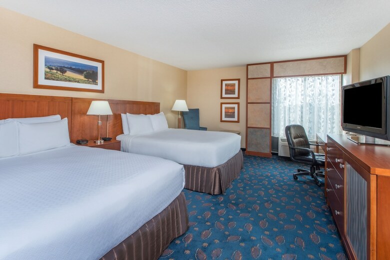 Hotel Crowne Plaza Dulles Airport