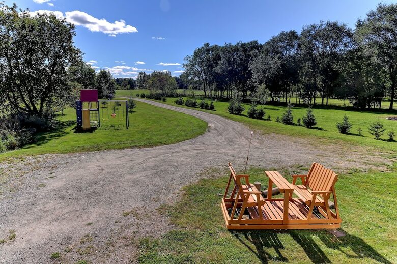 Scott Chalet Spa Sur Rivi�re