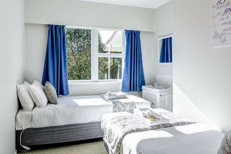 Apartamentos Abbey Court Motel