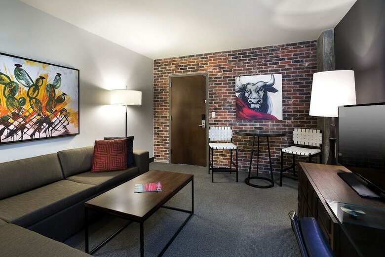 Hotel Contessa - Luxury Suites On The Riverwalk